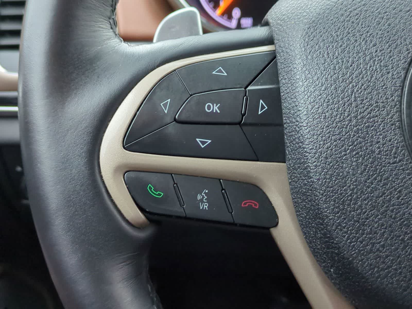 Thumbnail: 2016 Jeep Grand Cherokee - 24