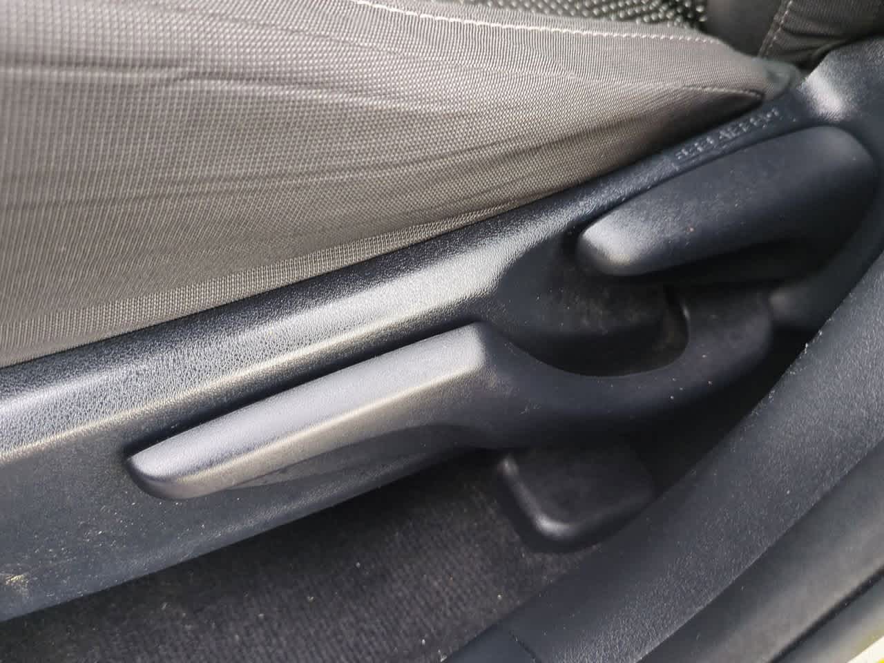 Thumbnail: 2017 Toyota Corolla iM - 16