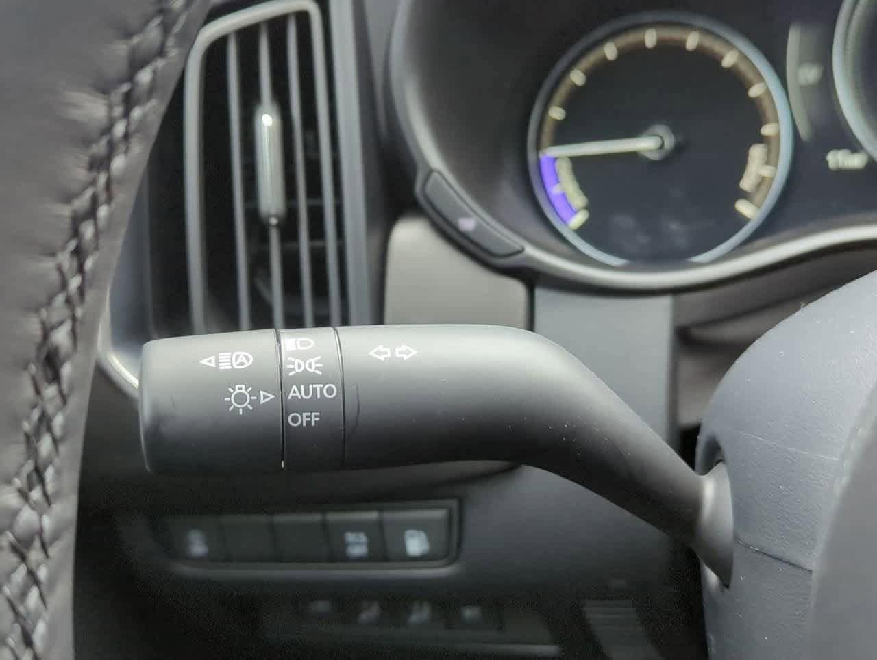 Thumbnail: 2025 Mazda CX-50 - 26