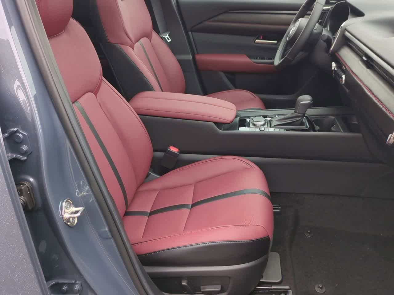 Thumbnail: 2026 Mazda CX-50 - 21