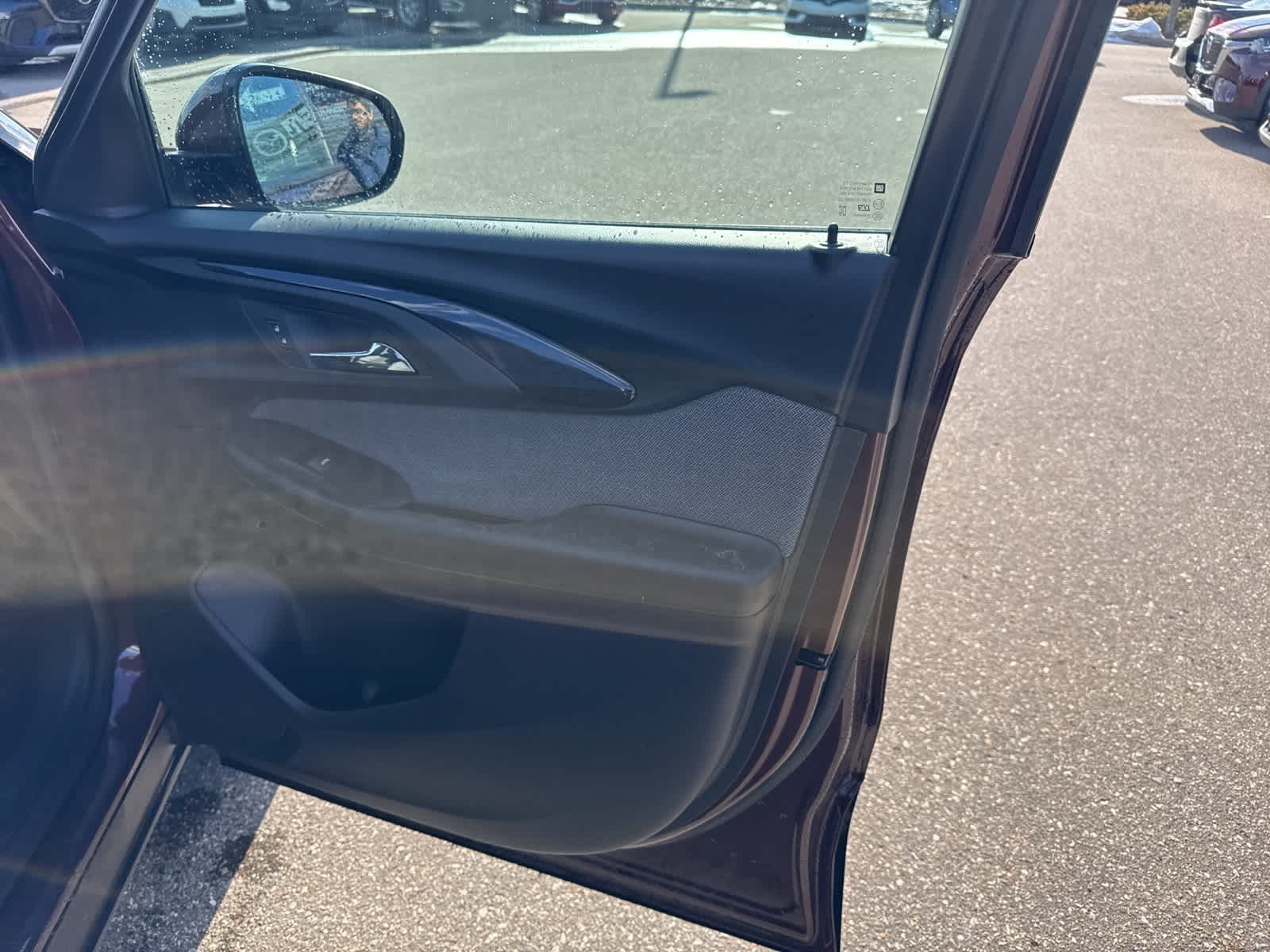 Thumbnail: 2022 Chevrolet TrailBlazer - 26