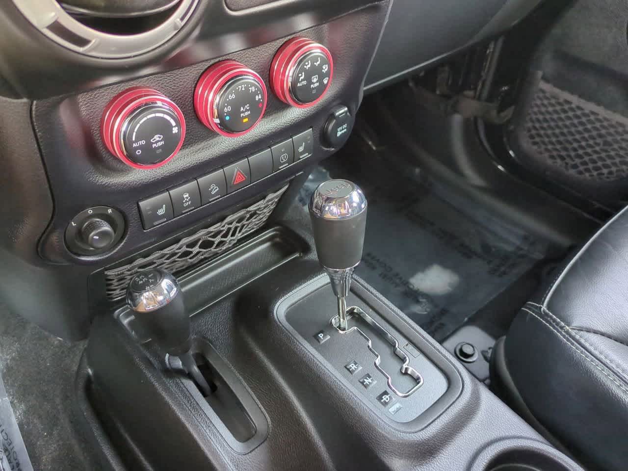 Thumbnail: 2014 Jeep Wrangler - 28