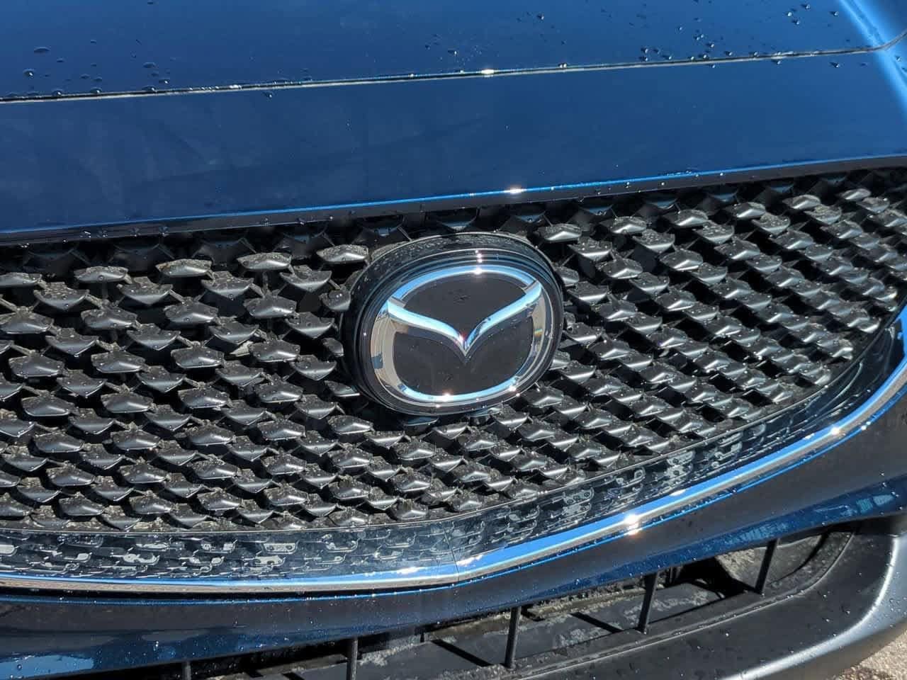 Thumbnail: 2025 Mazda CX-30 - 10