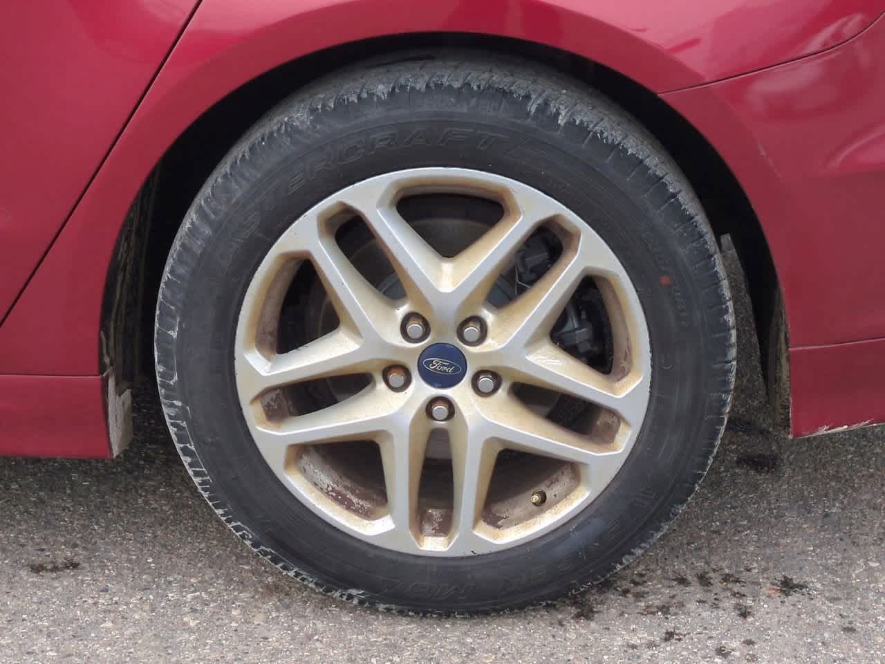 Thumbnail: 2014 Ford Fusion - 13