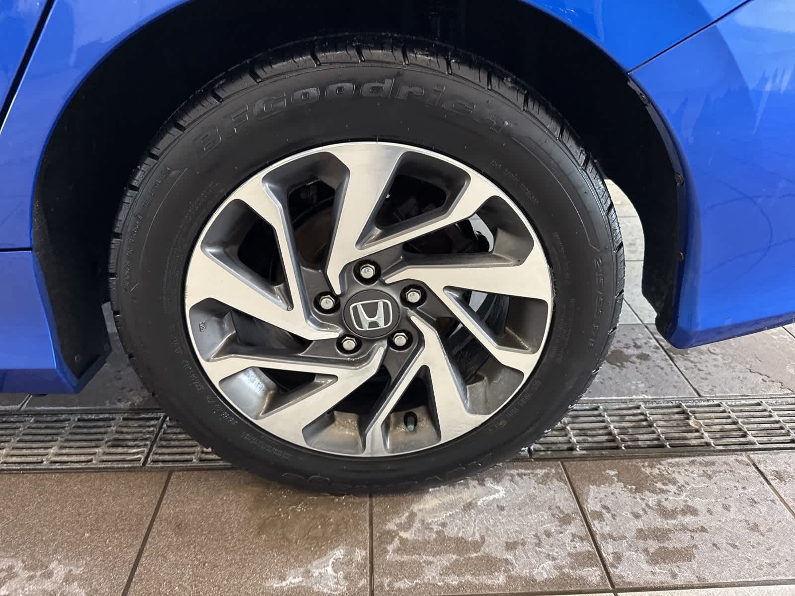 Thumbnail: 2017 Honda Civic - 14