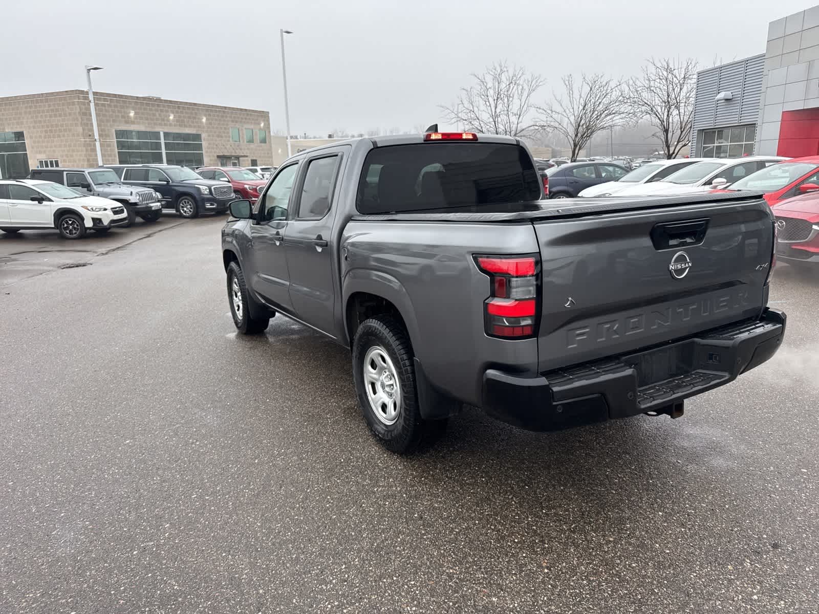 Thumbnail: 2022 Nissan Frontier - 7