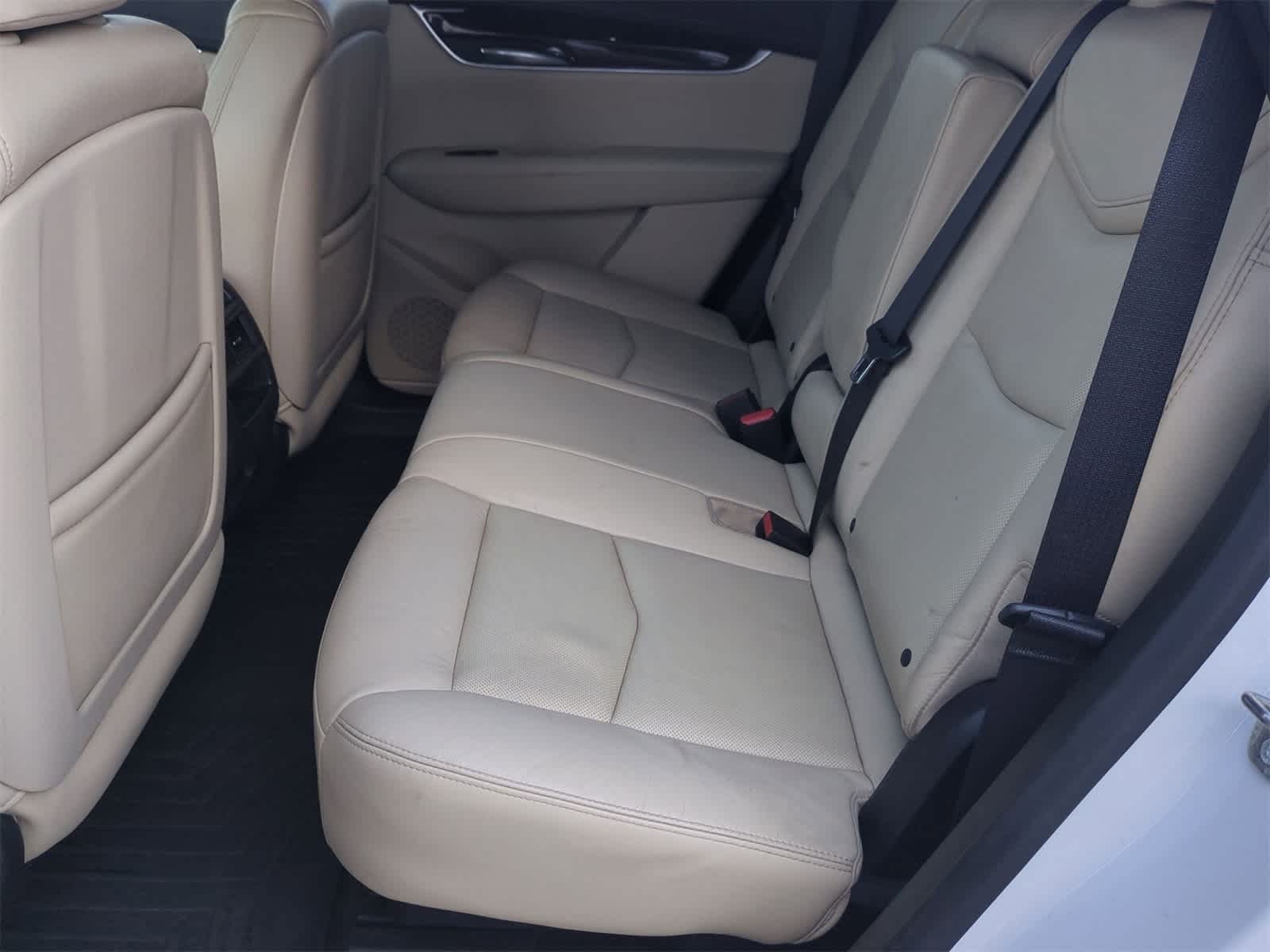 Thumbnail: 2017 Cadillac XT5 - 19