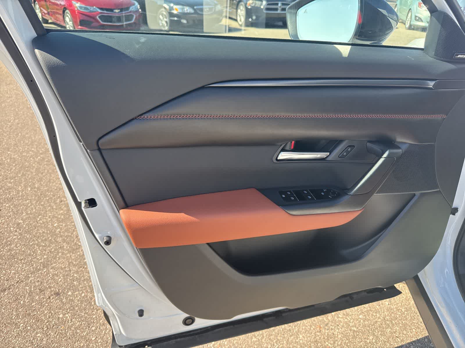 Thumbnail: 2025 Mazda CX-50 - 15