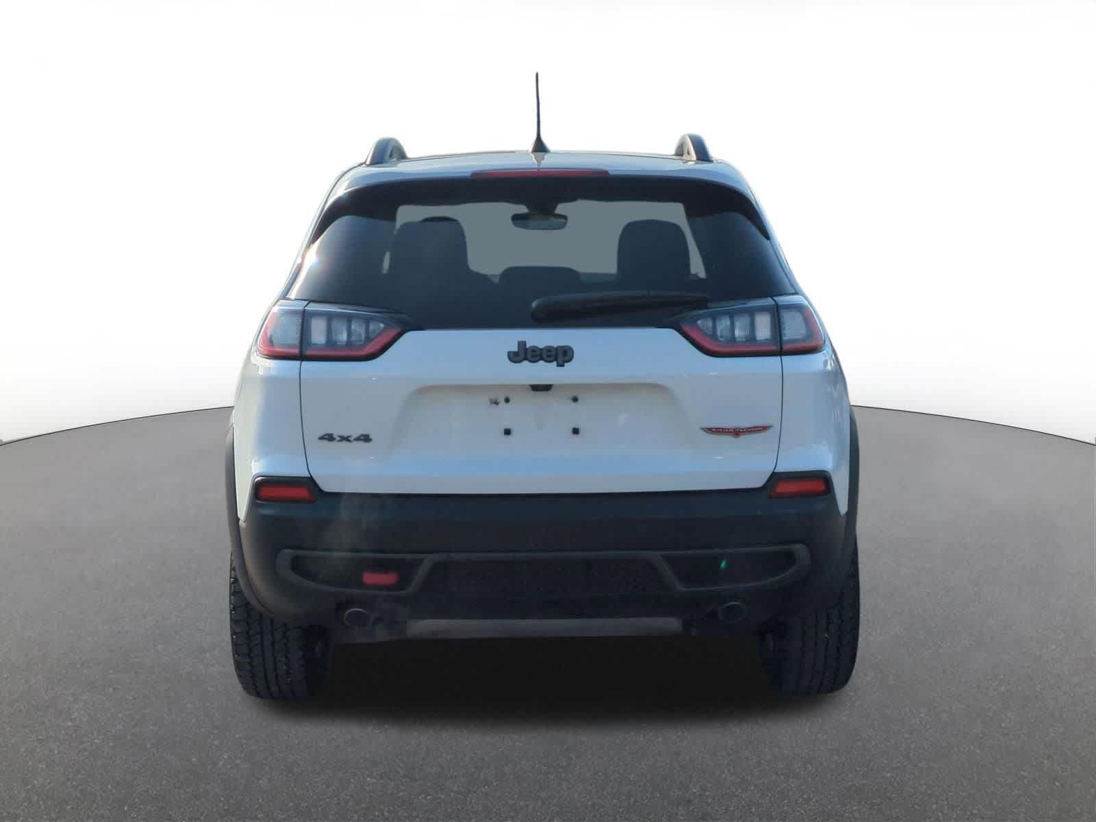 Thumbnail: 2019 Jeep Cherokee - 5