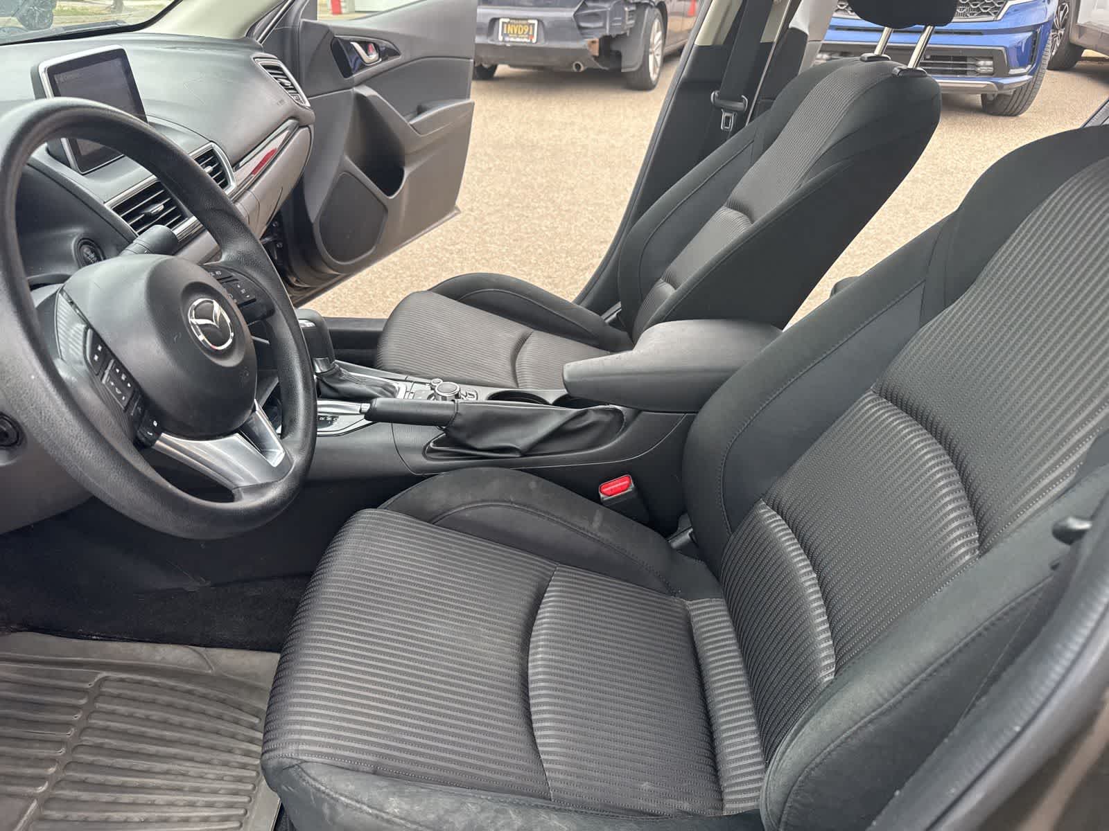 Thumbnail: 2016 Mazda Mazda3 - 13
