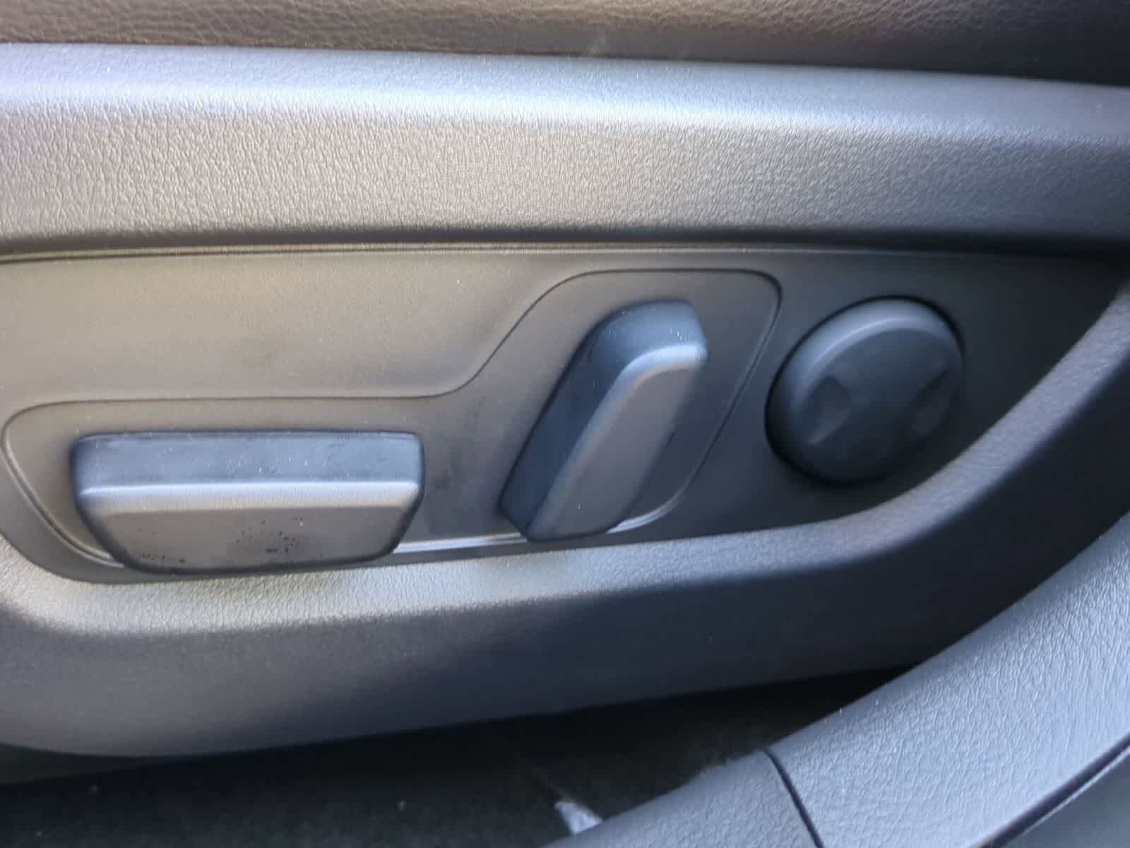 Thumbnail: 2026 Mazda CX-50 - 16