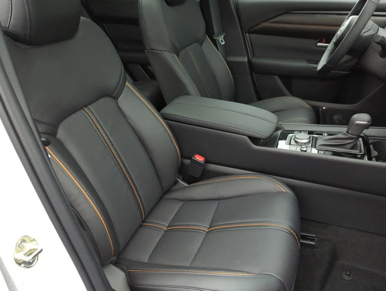 Thumbnail: 2025 Mazda CX-50 - 21