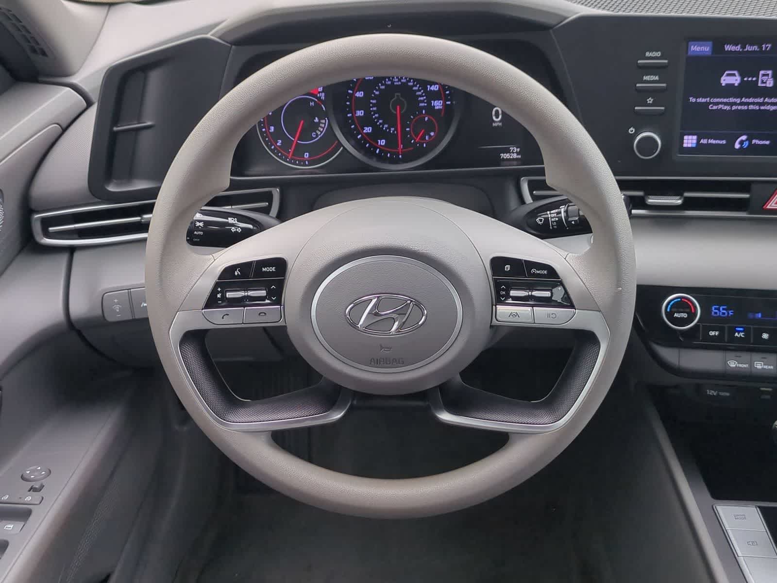 Thumbnail: 2022 Hyundai Elantra - 21