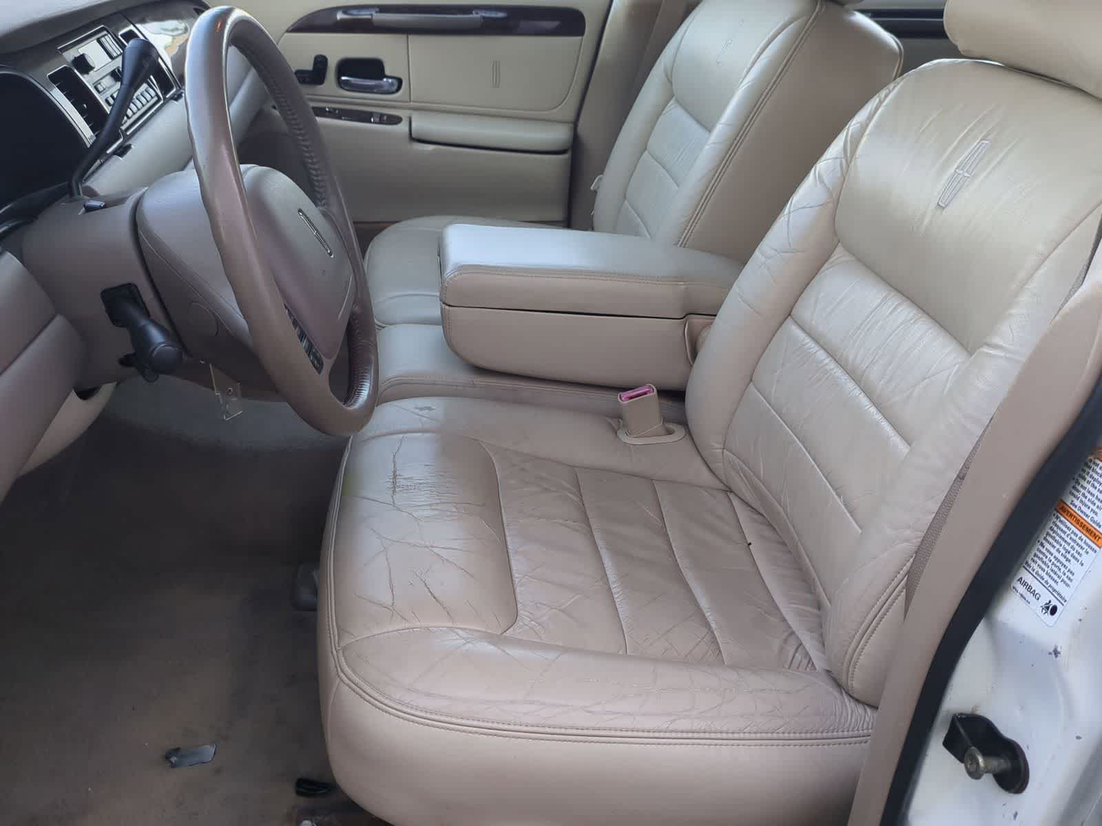 Thumbnail: 2000 Lincoln Town Car - 15