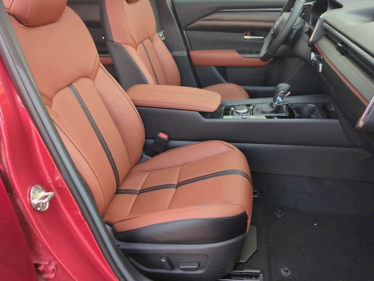 Thumbnail: 2025 Mazda CX-50 - 21