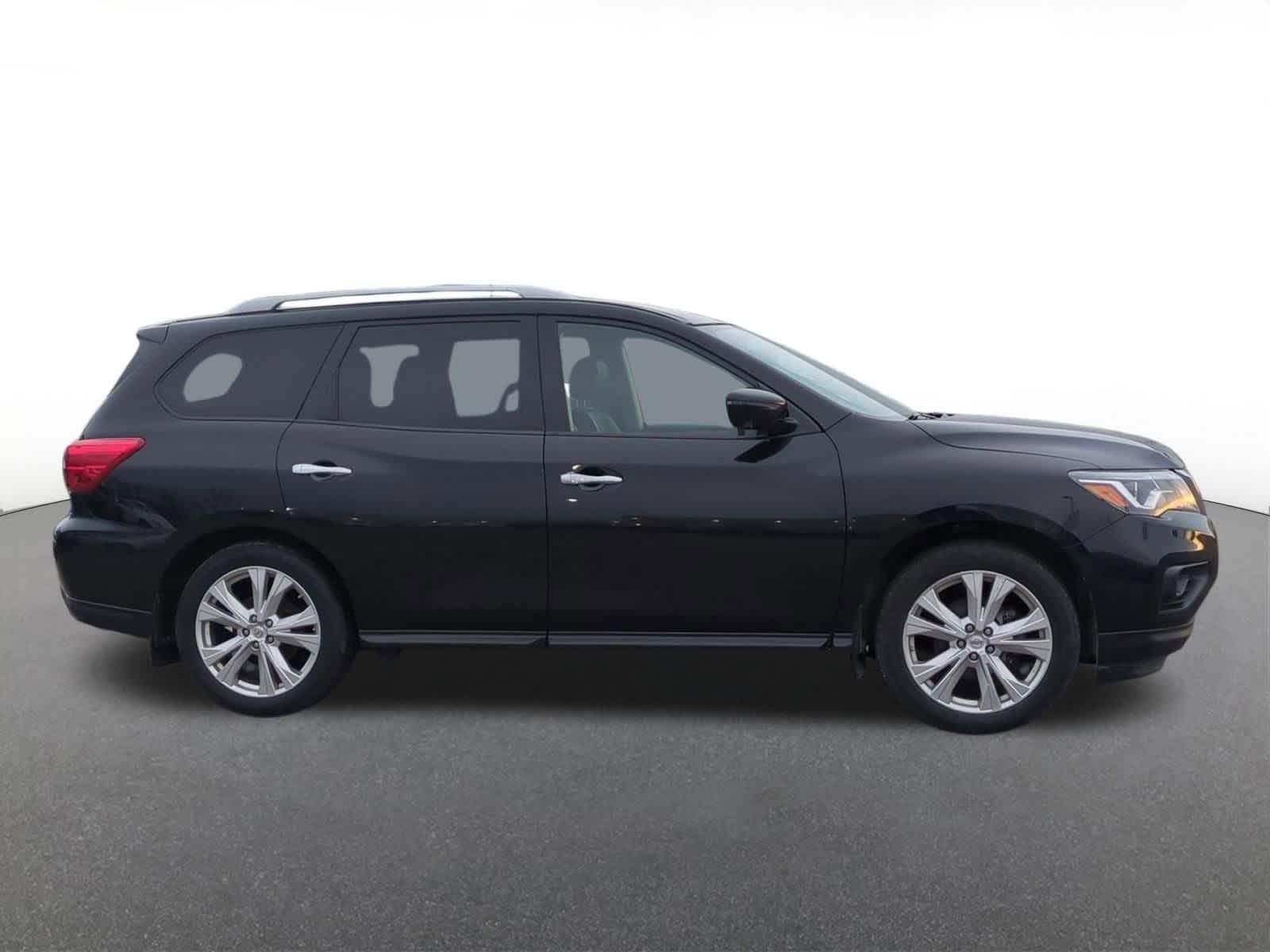 Thumbnail: 2018 Nissan Pathfinder - 7