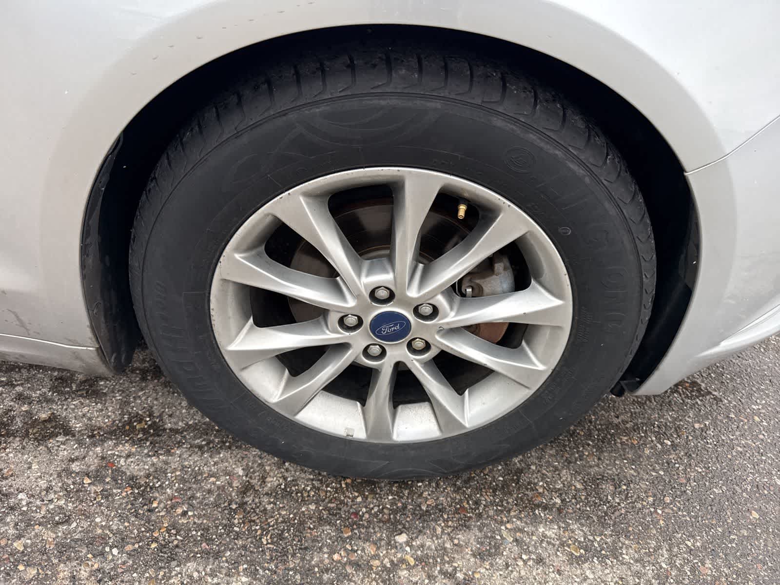 Thumbnail: 2017 Ford Fusion - 12