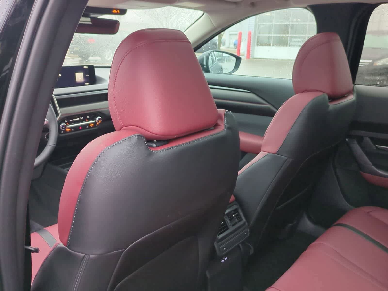 Thumbnail: 2026 Mazda CX-50 - 17