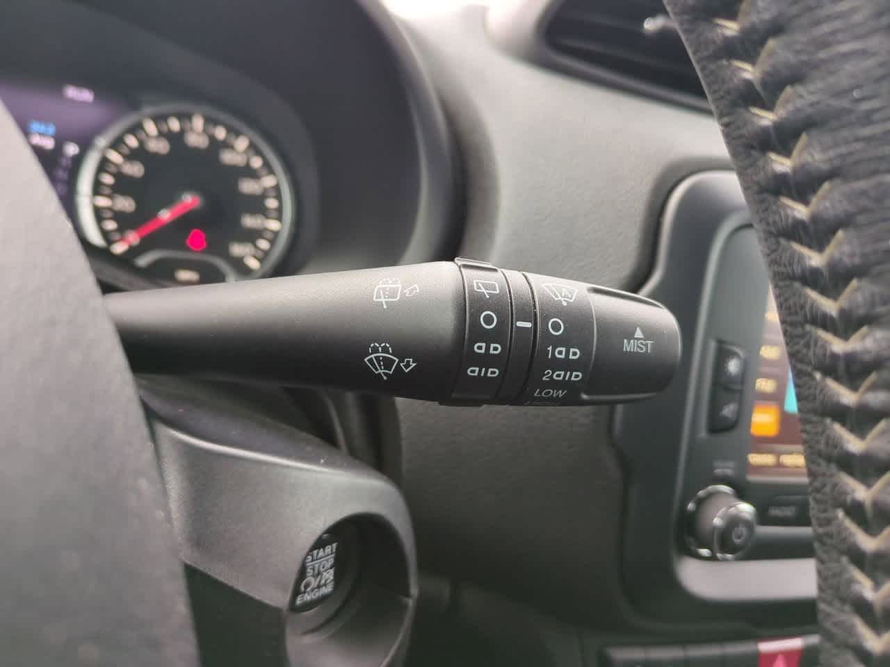Thumbnail: 2016 Jeep Renegade - 26
