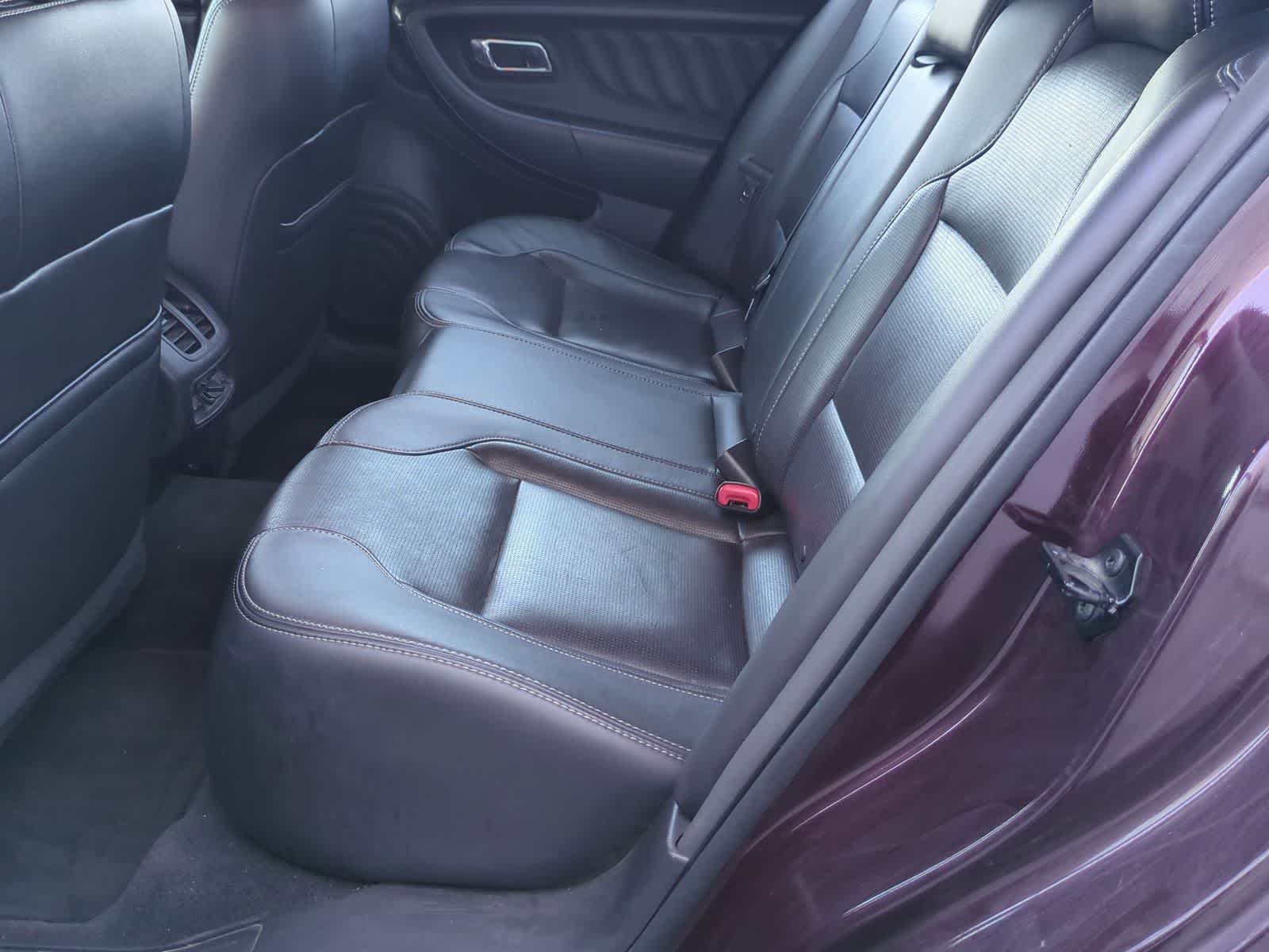 Thumbnail: 2011 Ford Taurus - 19
