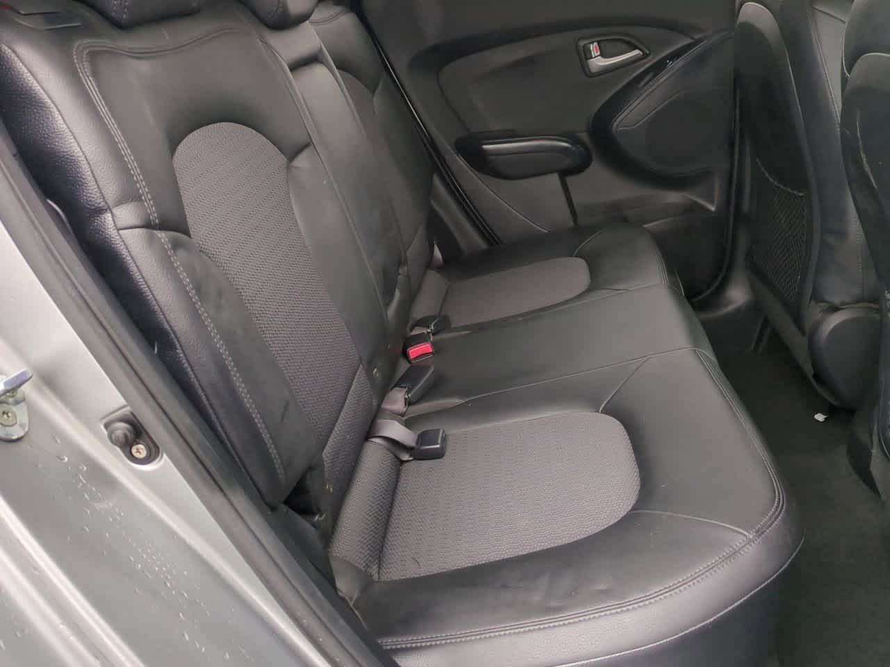 Thumbnail: 2012 Hyundai Tucson - 19