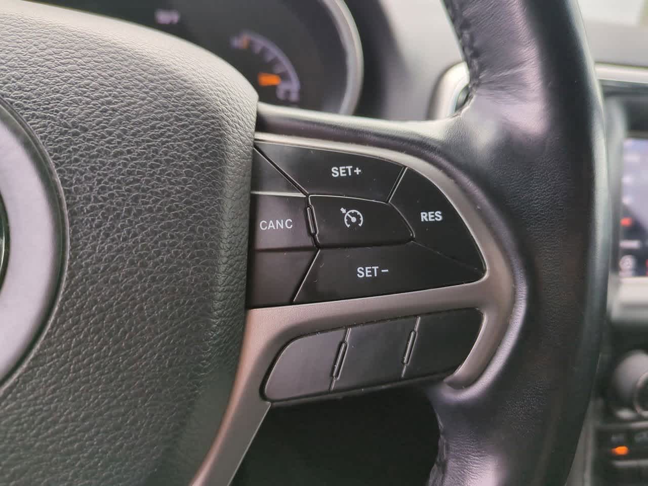 Thumbnail: 2021 Jeep Grand Cherokee - 23