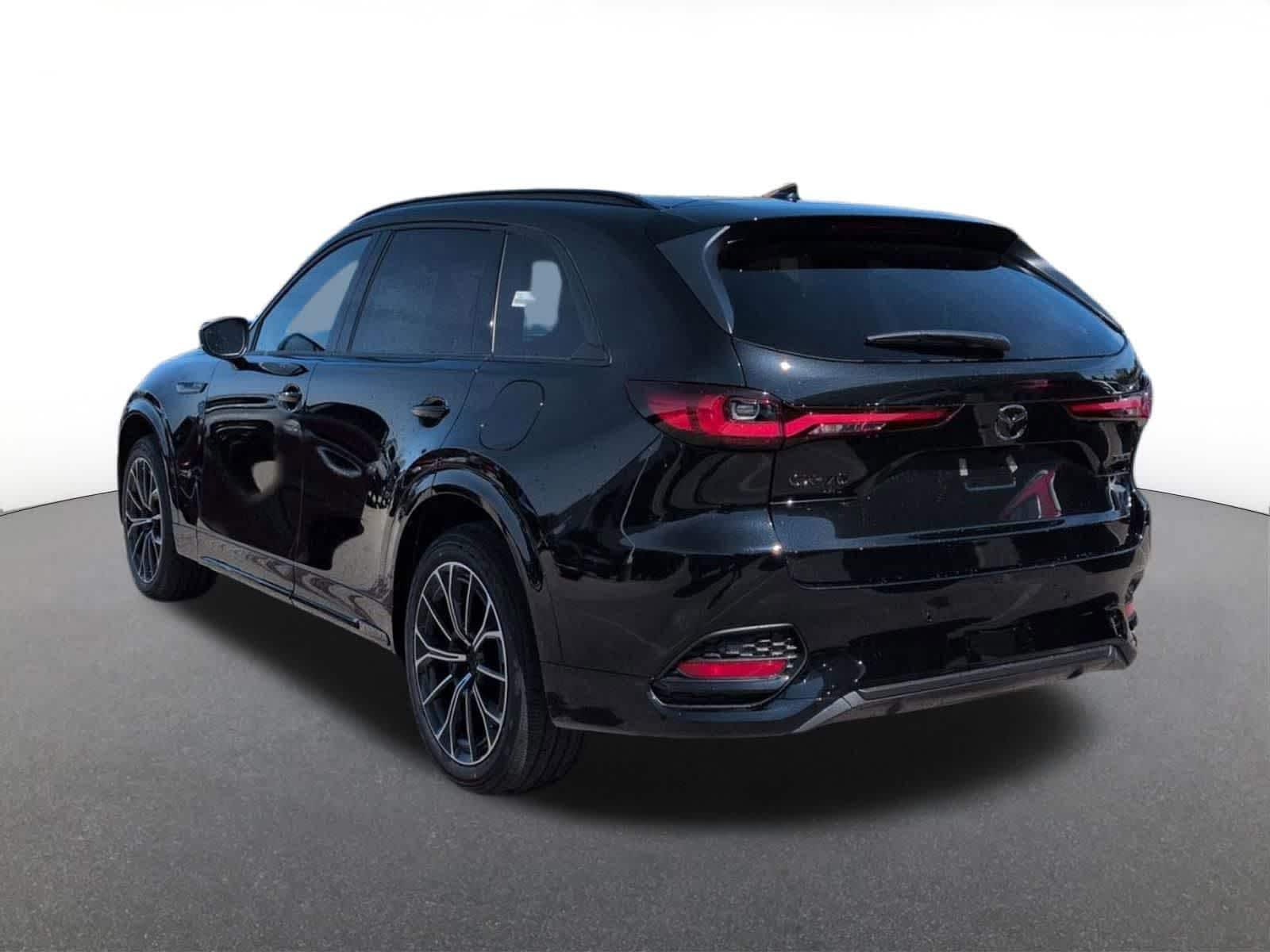 Thumbnail: 2026 Mazda CX-70 - 4