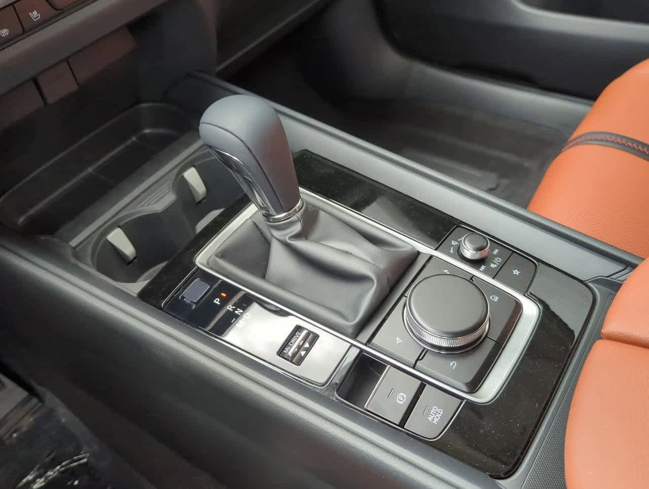 Thumbnail: 2025 Mazda CX-50 - 31