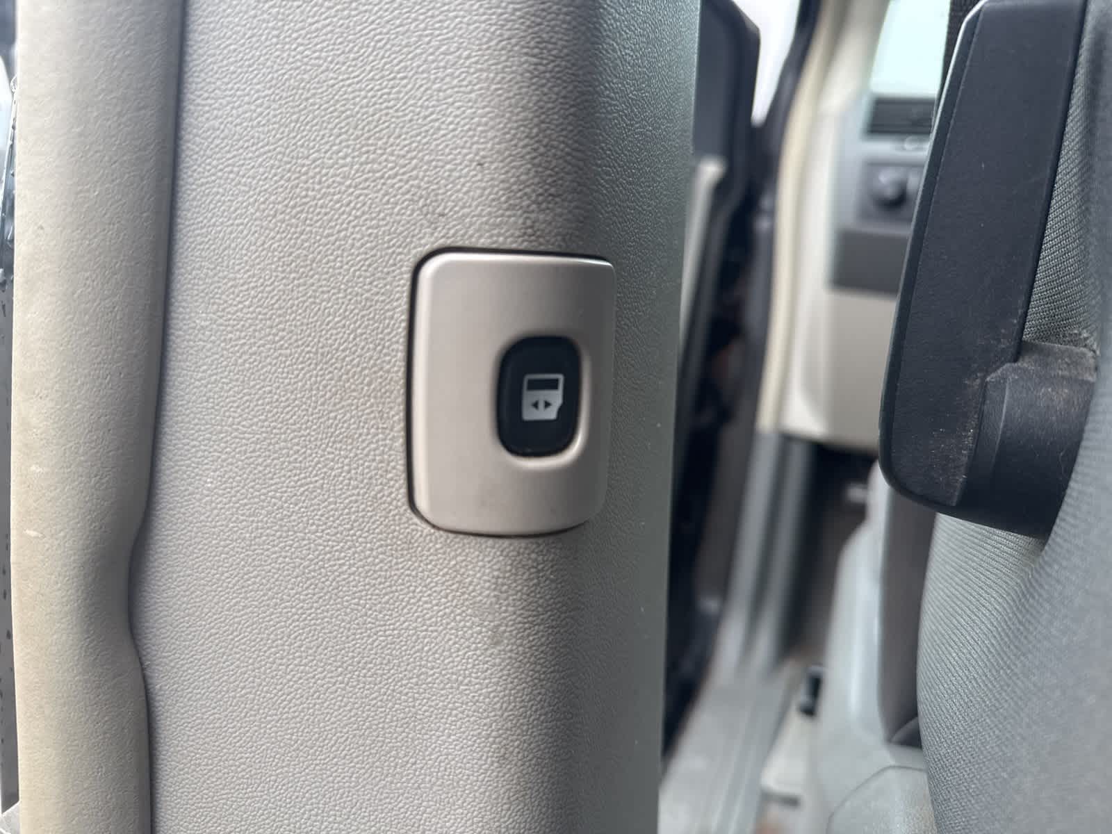 Thumbnail: 2009 Dodge Grand Caravan - 16