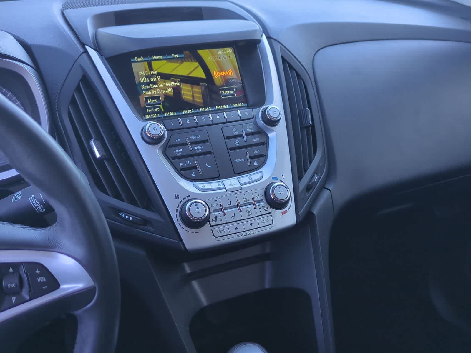 Thumbnail: 2014 Chevrolet Equinox - 26