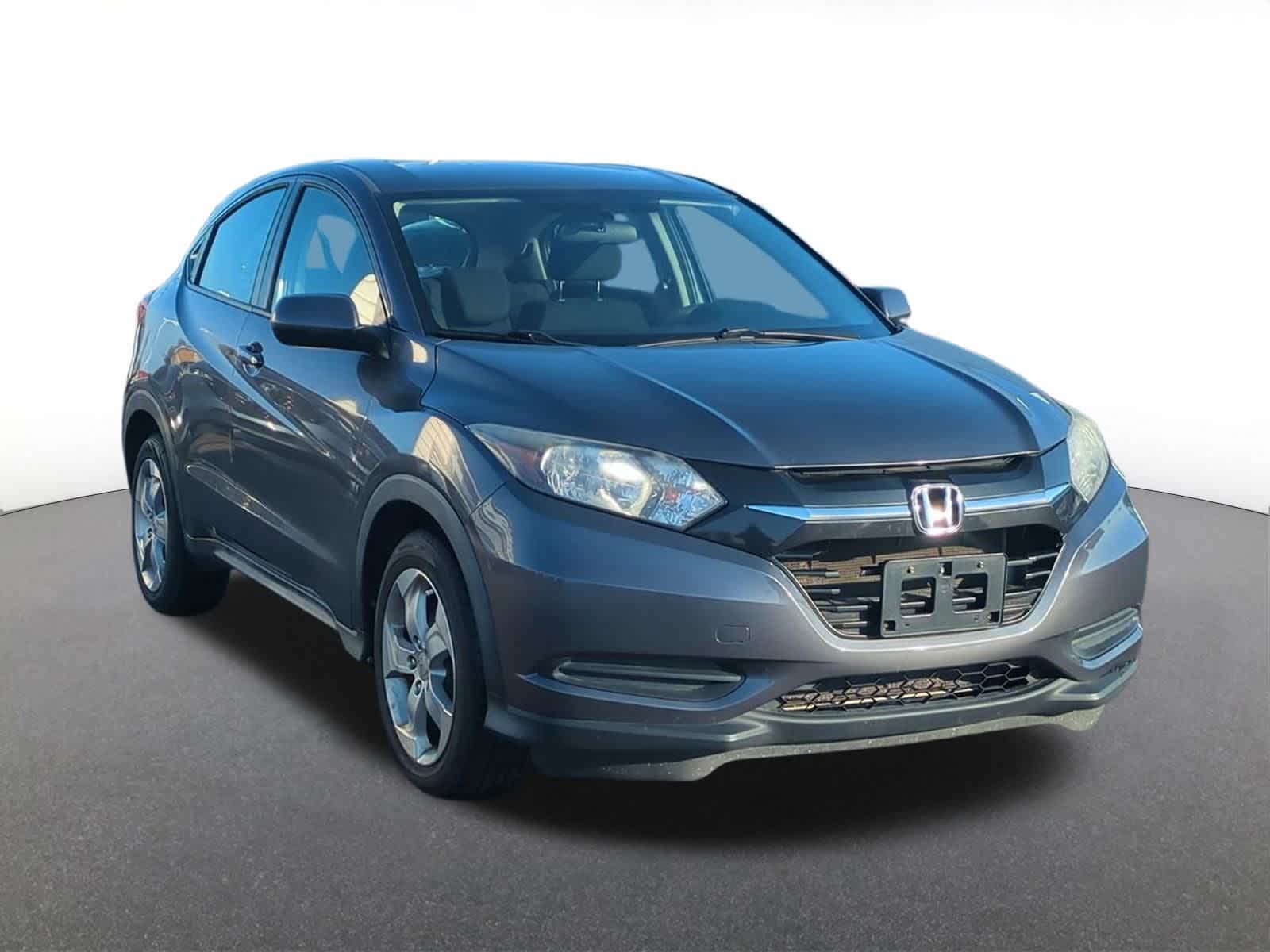 Thumbnail: 2016 Honda HR-V - 8