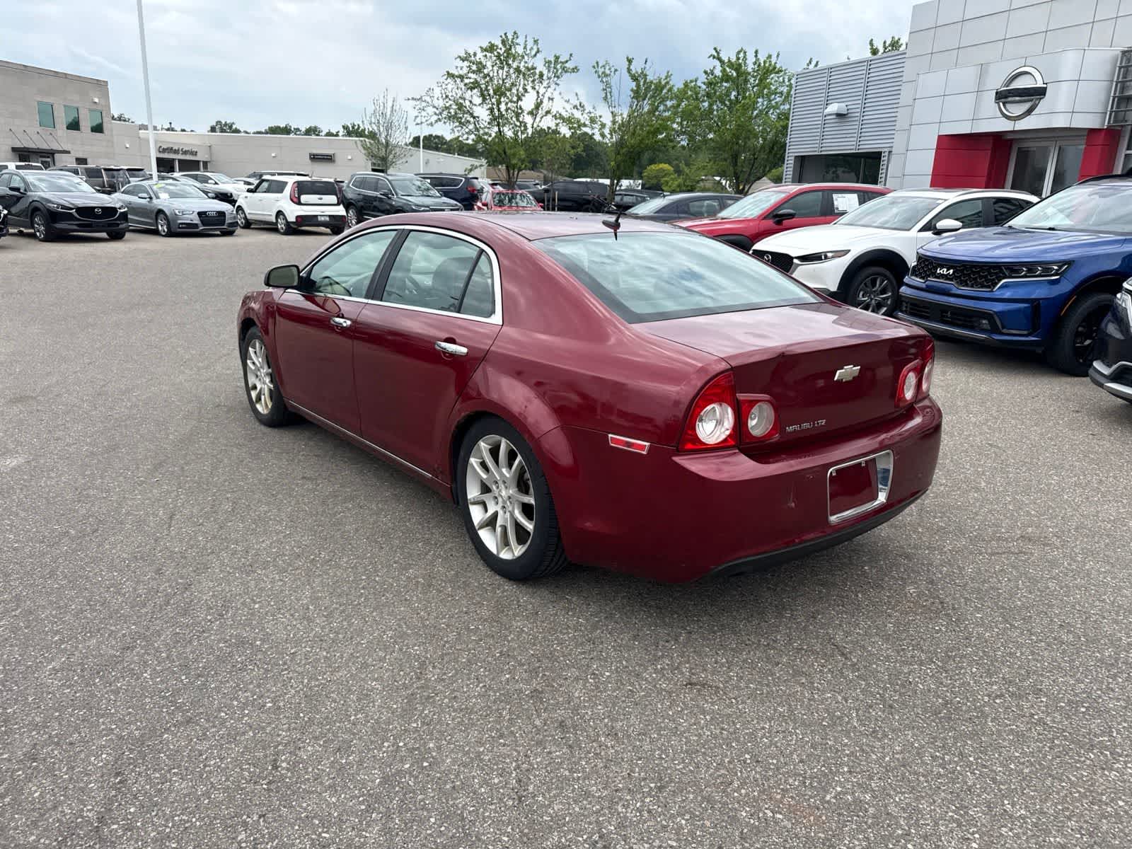 Thumbnail: 2010 Chevrolet Malibu - 7