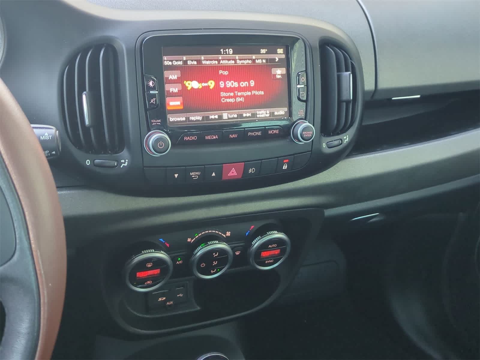 Thumbnail: 2014 Fiat 500L - 26