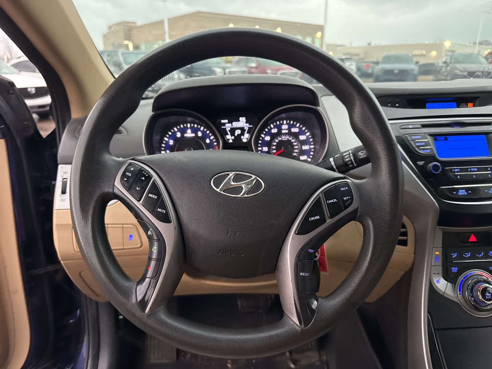 Thumbnail: 2013 Hyundai Elantra - 20