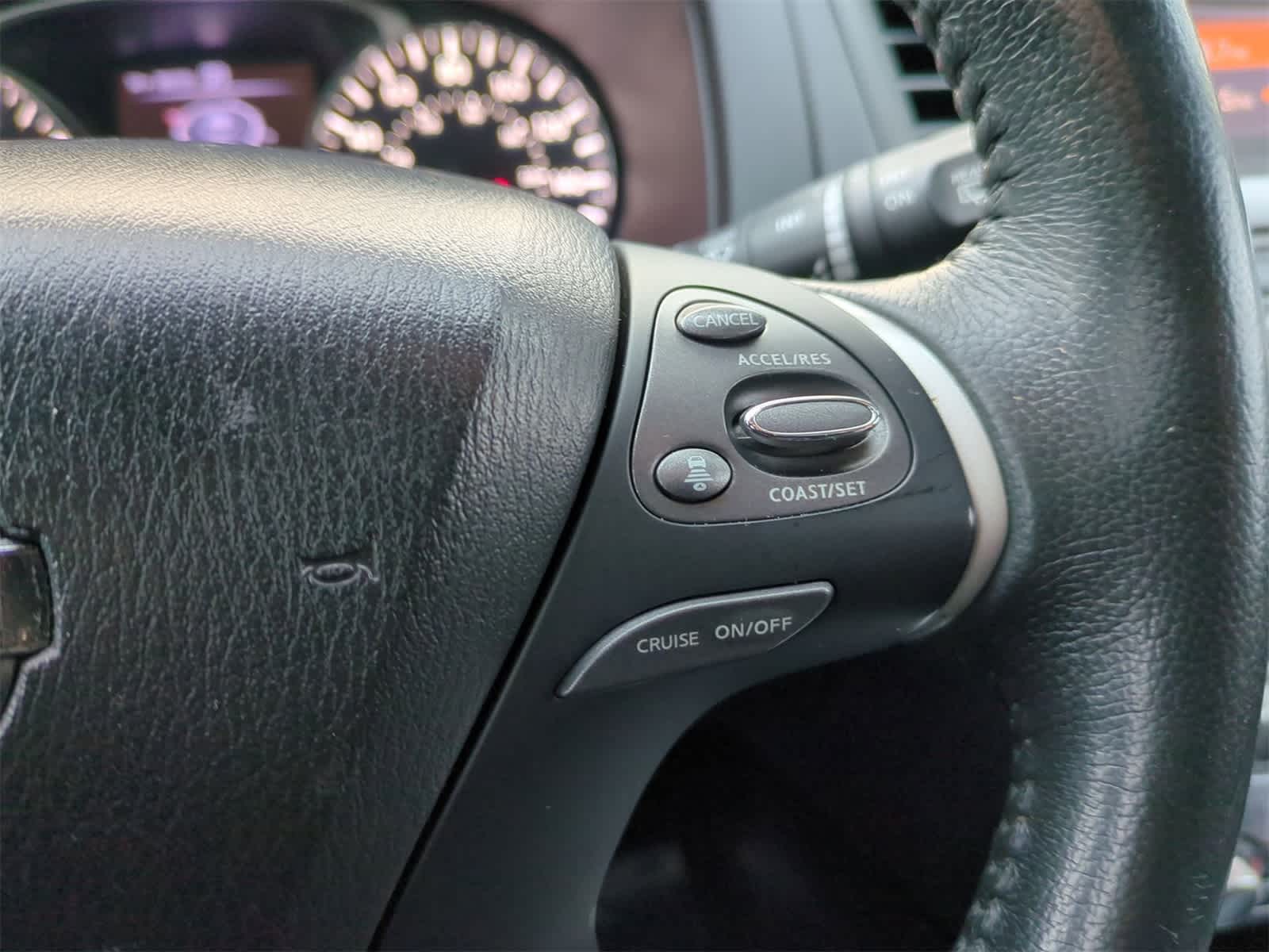 Thumbnail: 2018 Nissan Pathfinder - 26