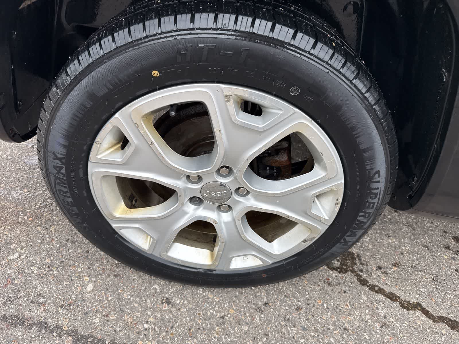 Thumbnail: 2016 Jeep Renegade - 11