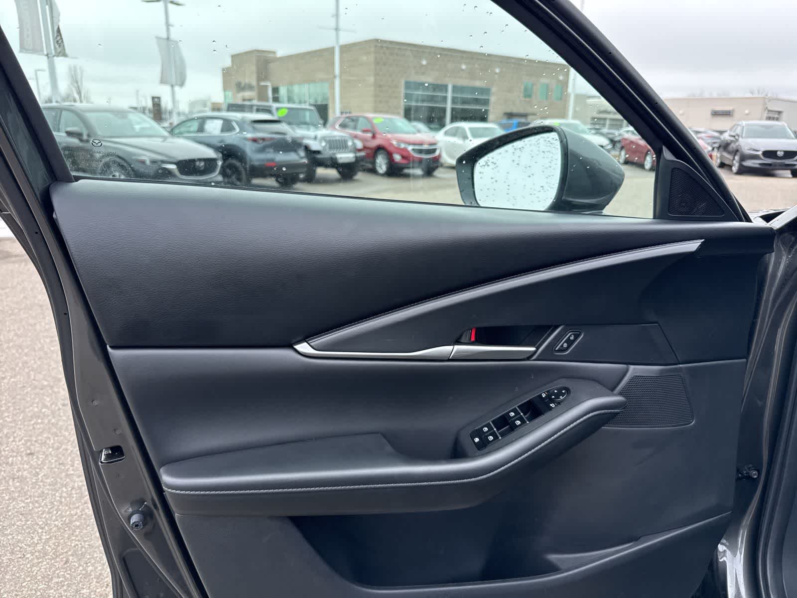 Thumbnail: 2023 Mazda CX-30 - 15