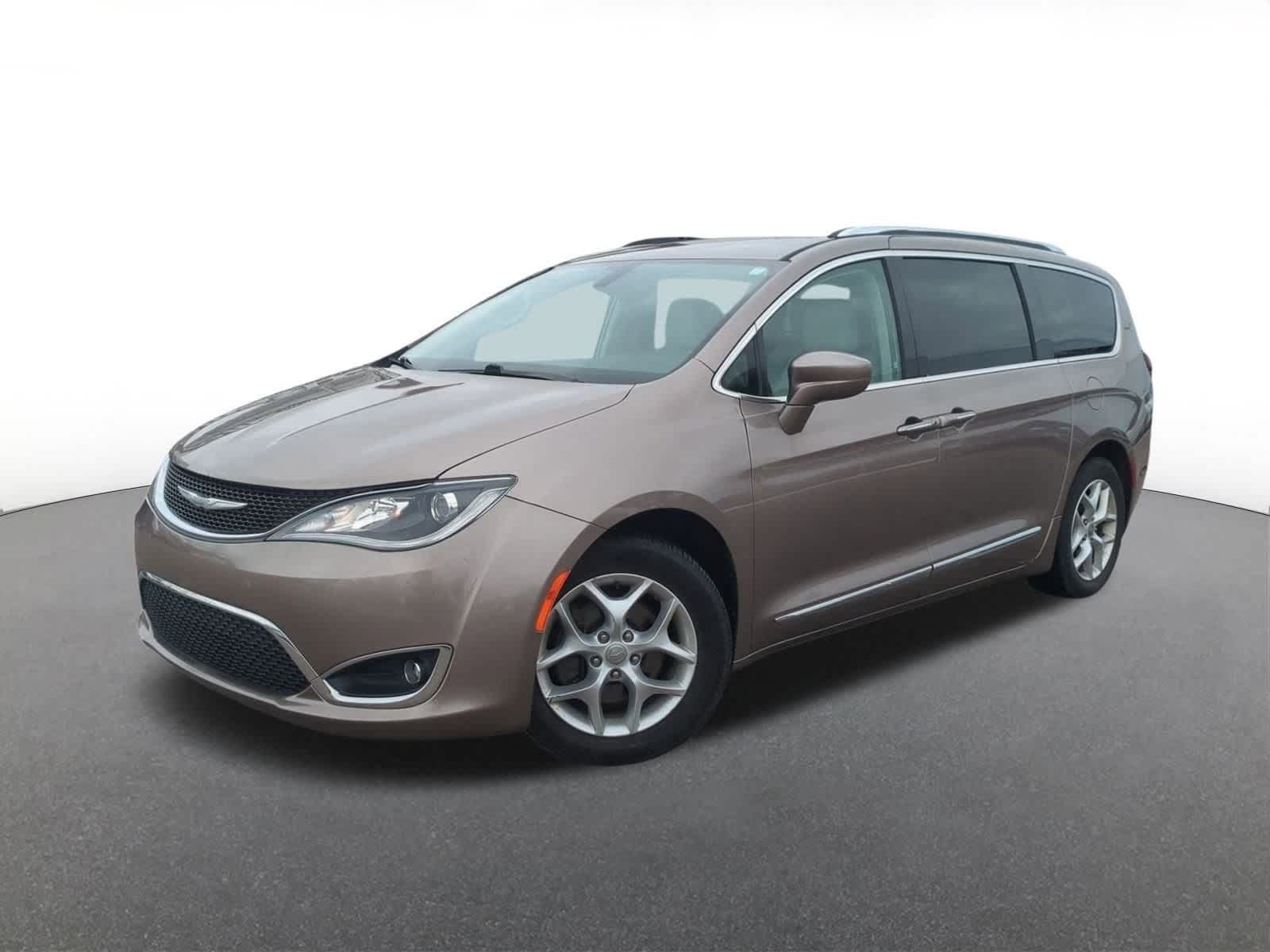 2018 Chrysler Pacifica  -
                  Troy, MI