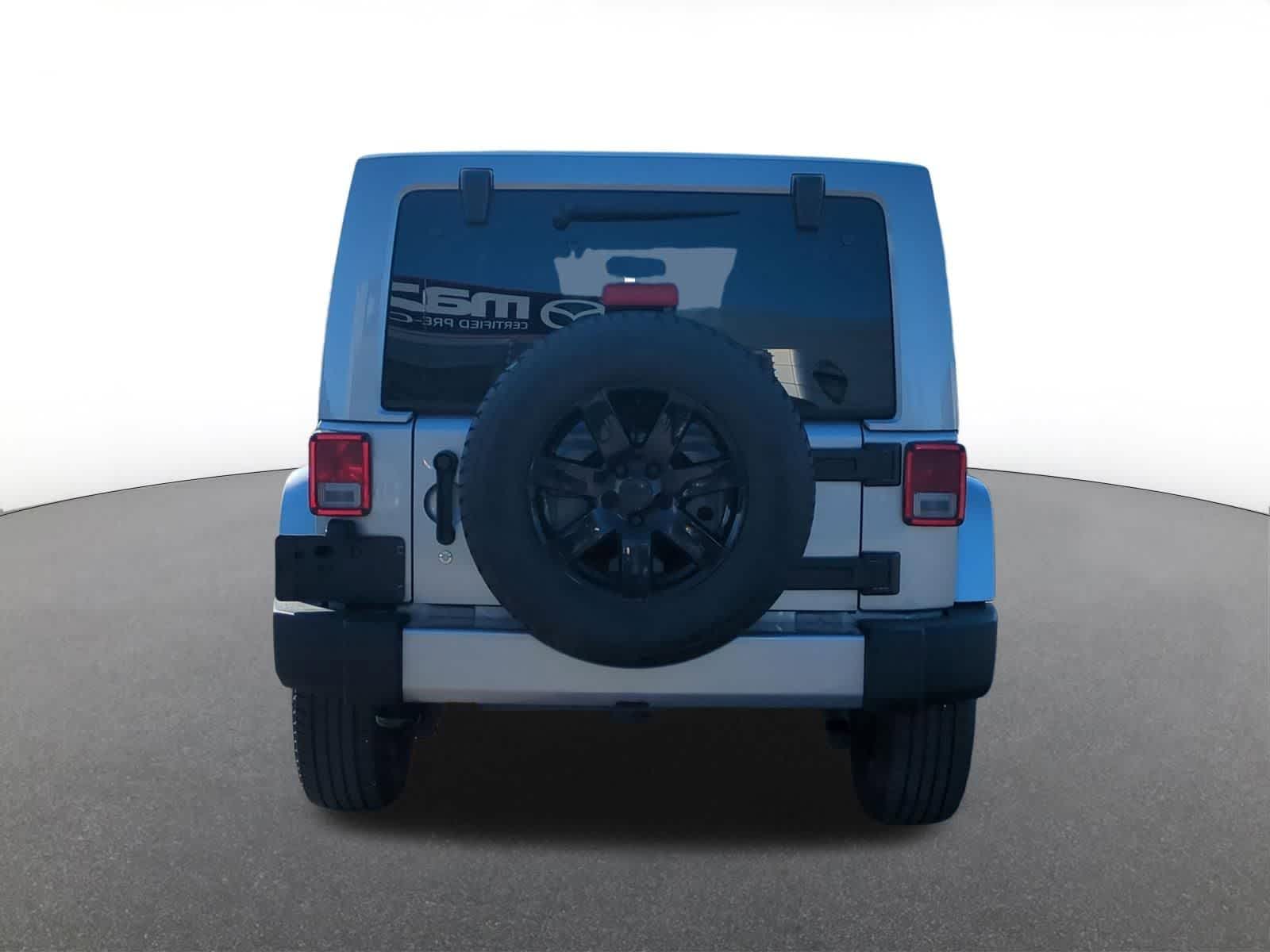 Thumbnail: 2017 Jeep Wrangler - 4