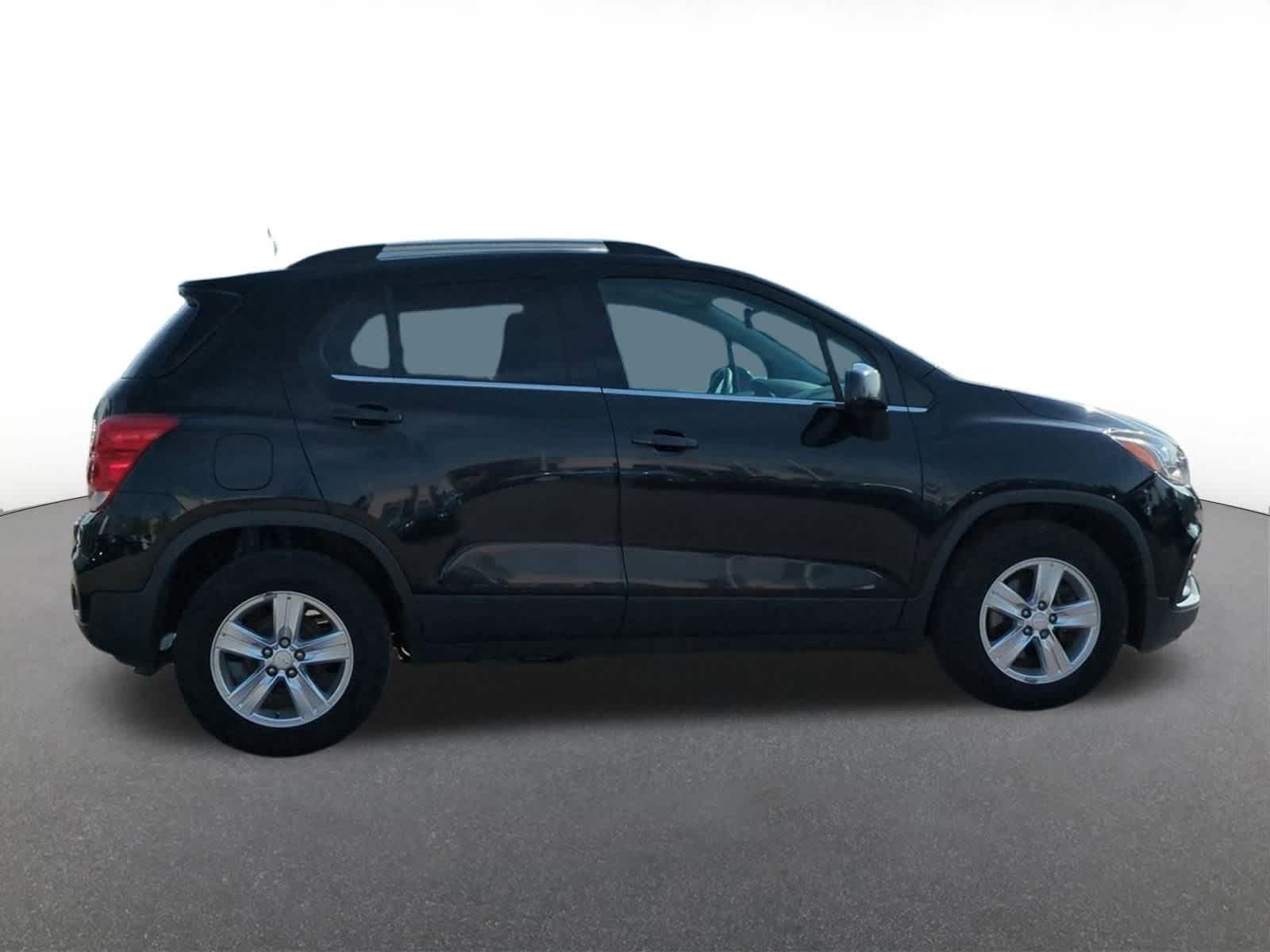 Thumbnail: 2018 Chevrolet Trax - 7