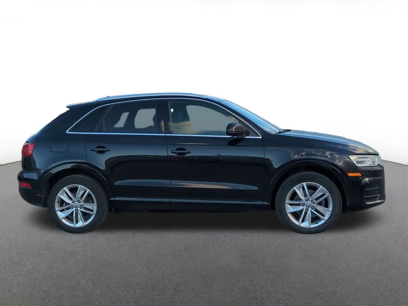Thumbnail: 2016 Audi Q3 - 7