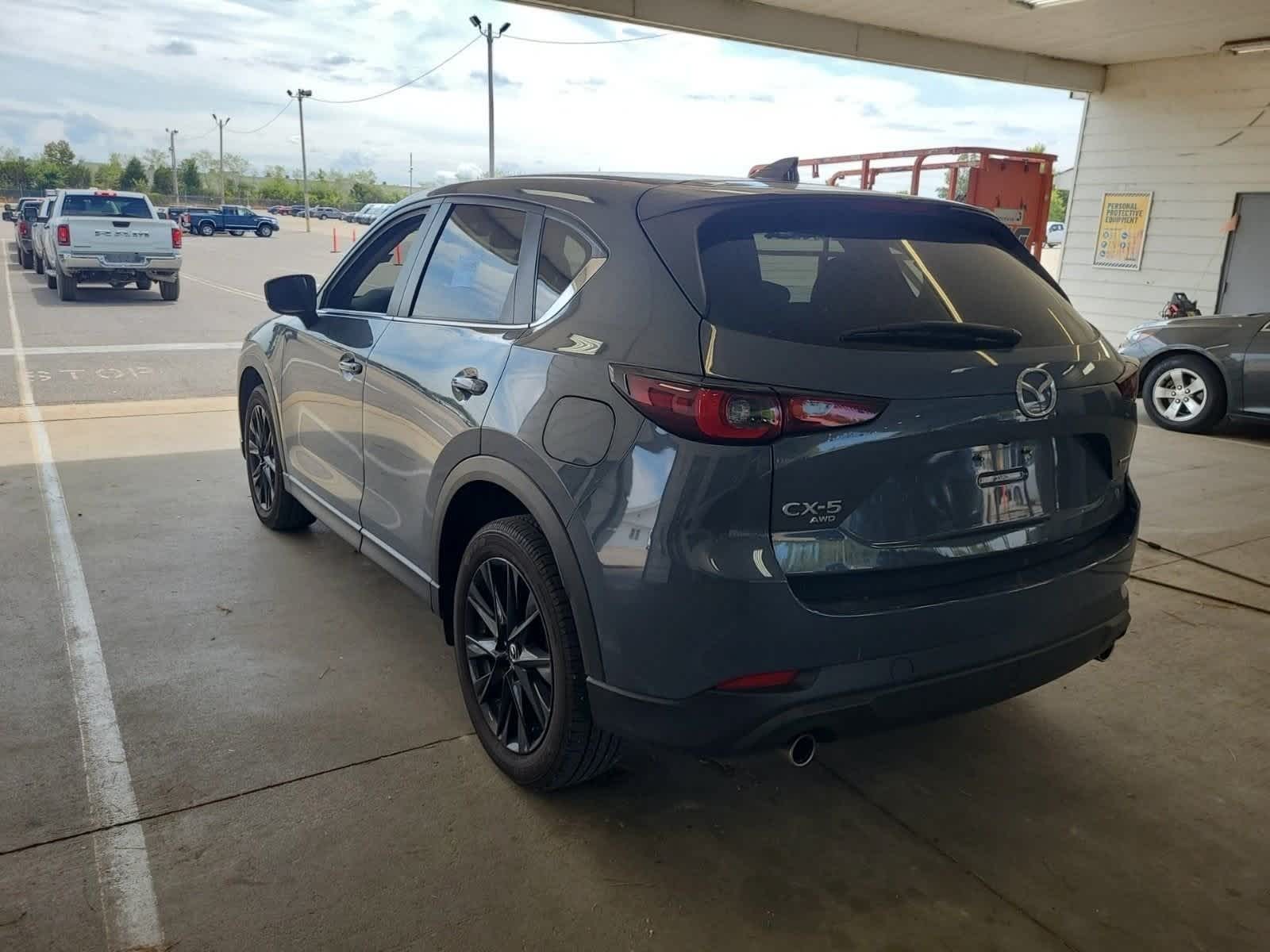 Thumbnail: 2023 Mazda CX-5 - 3
