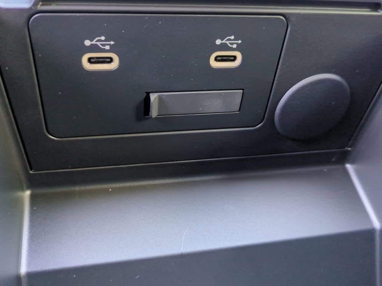 Thumbnail: 2025 Mazda Mazda3 - 28