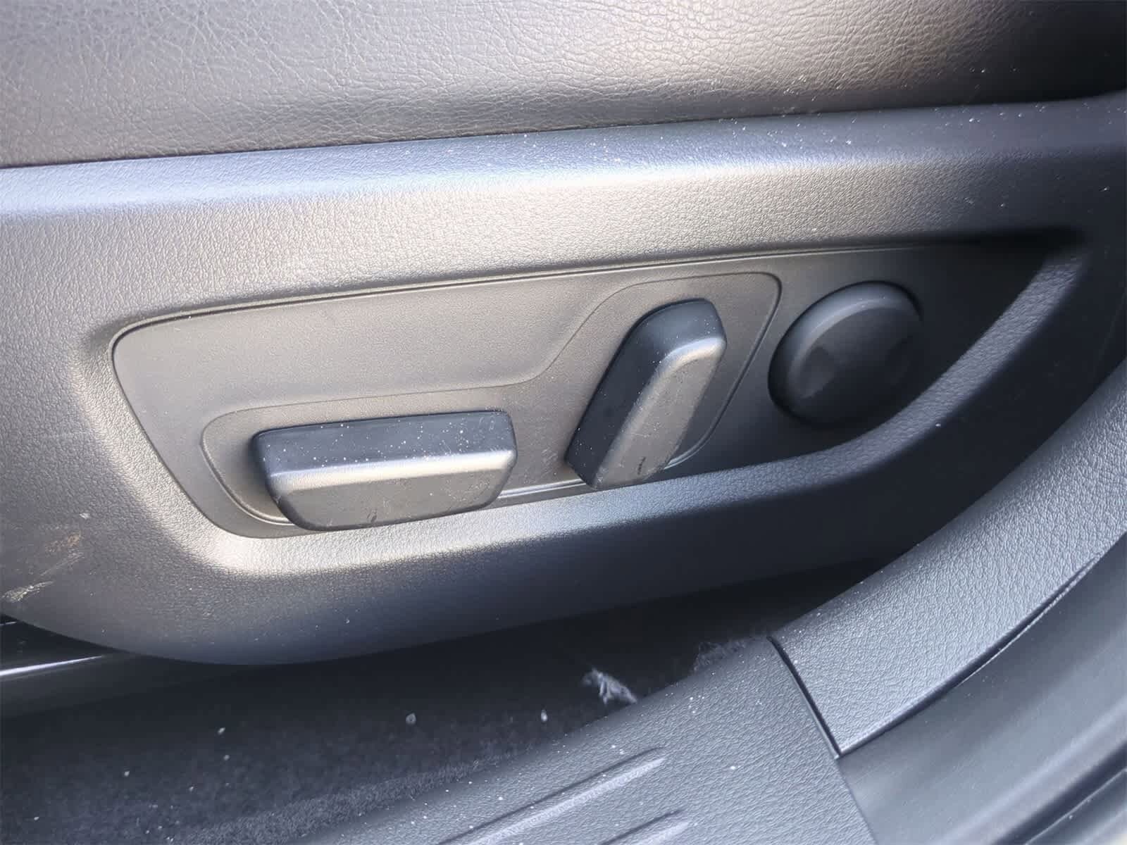 Thumbnail: 2026 Mazda CX-50 - 16