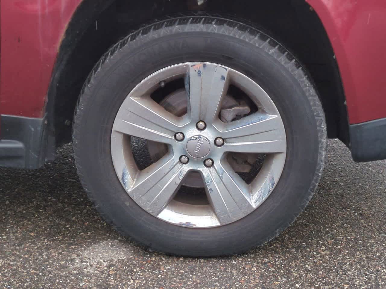 Thumbnail: 2011 Jeep Compass - 13