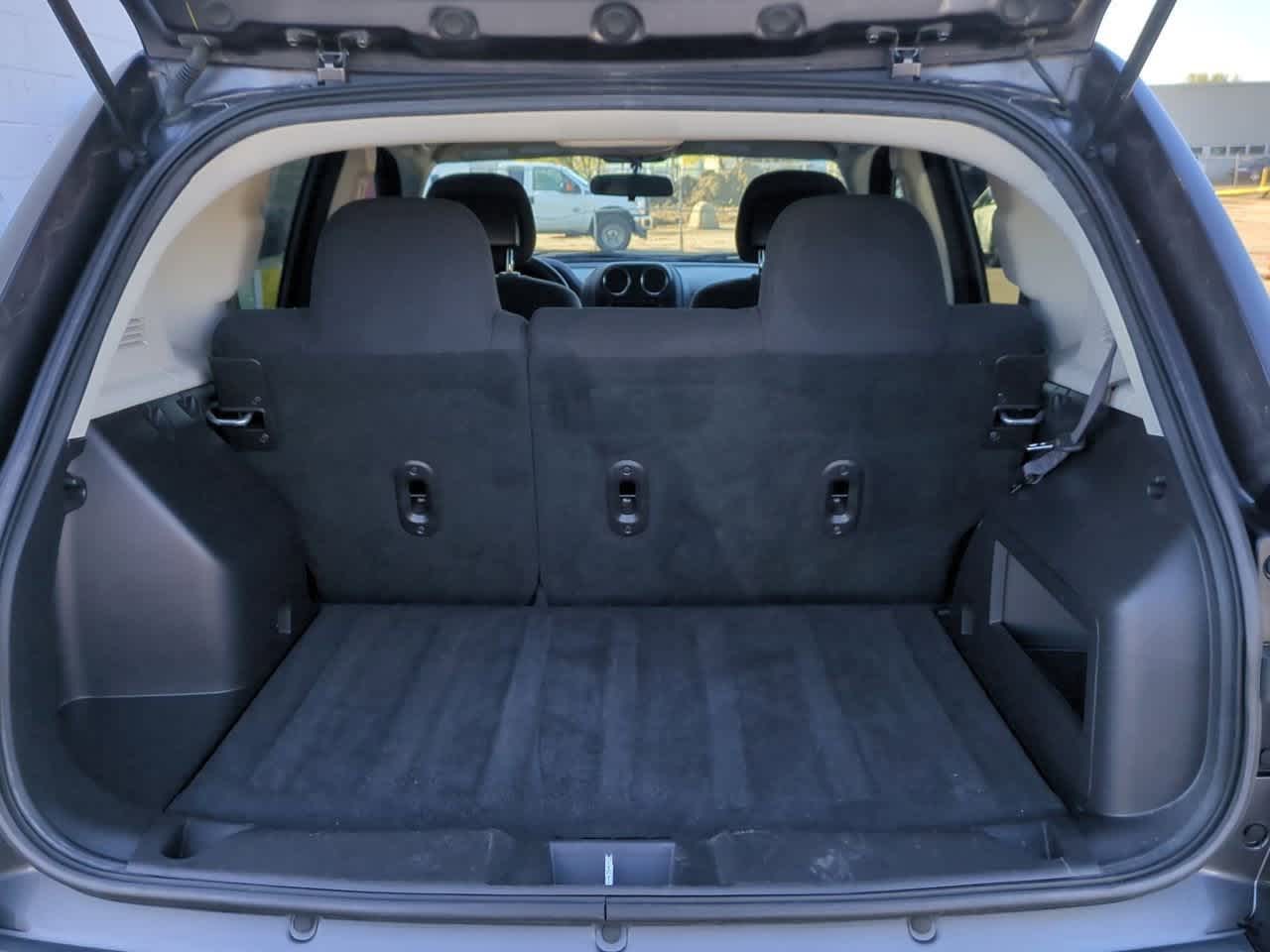 Thumbnail: 2015 Jeep Compass - 30