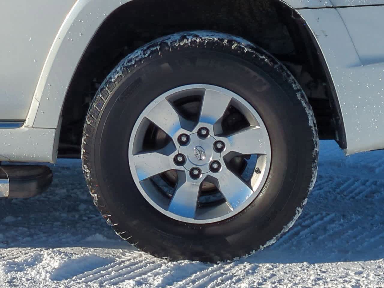 Thumbnail: 2013 Toyota 4Runner - 13