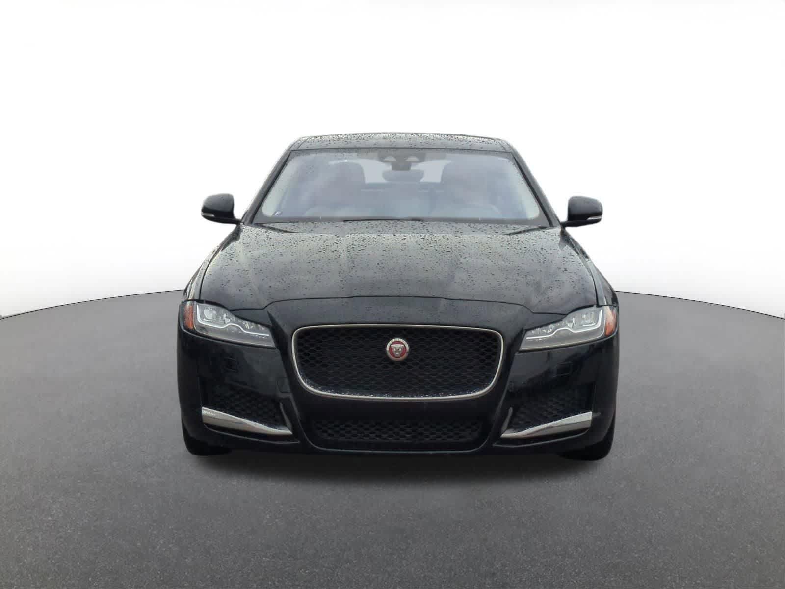 Thumbnail: 2020 Jaguar XF - 9