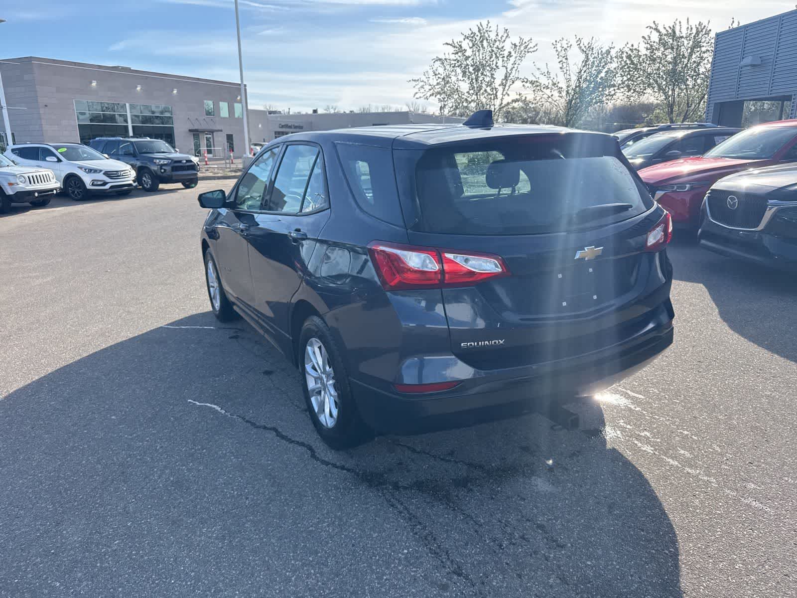 Thumbnail: 2019 Chevrolet Equinox - 7