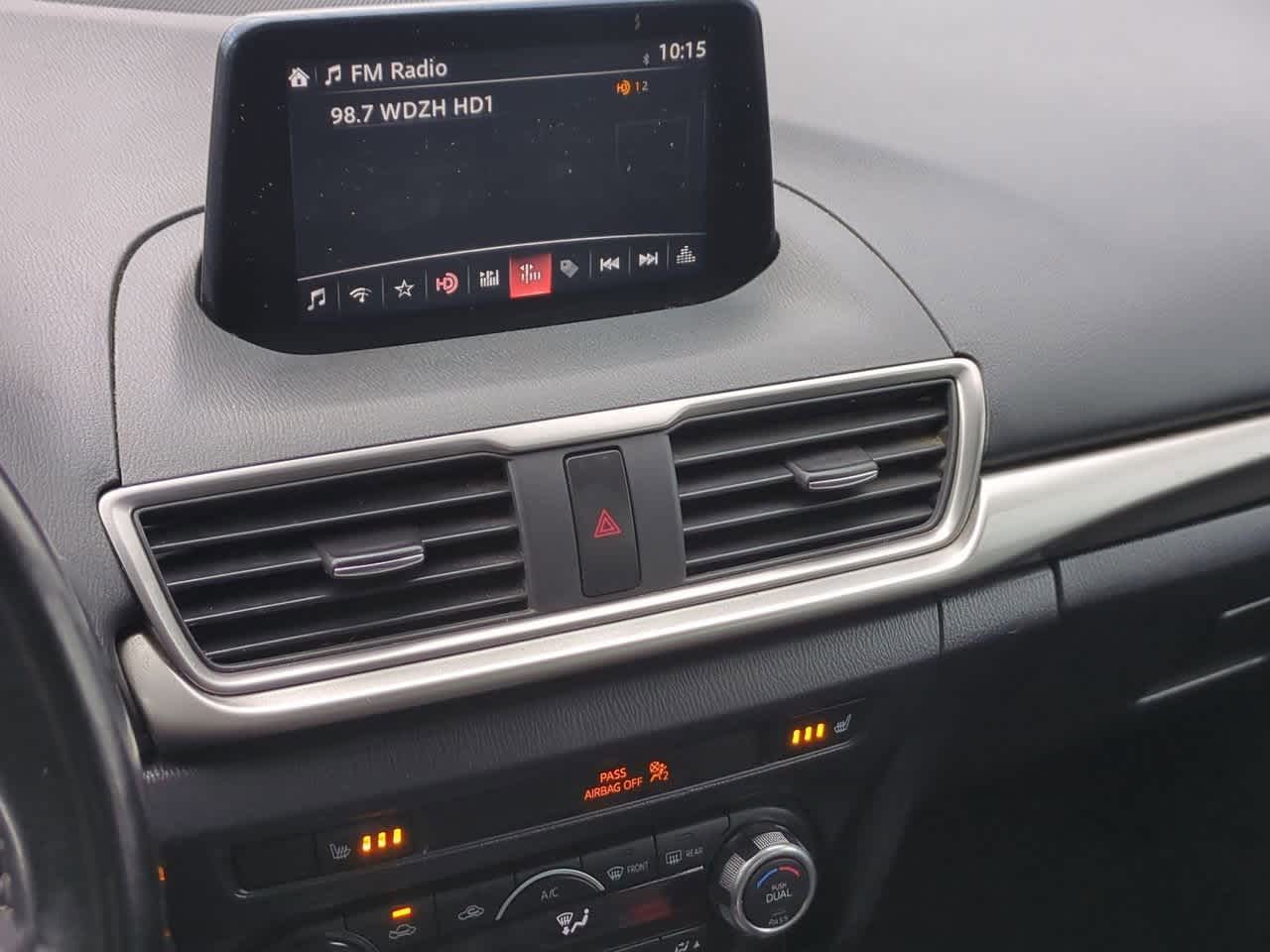 Thumbnail: 2018 Mazda Mazda3 - 28